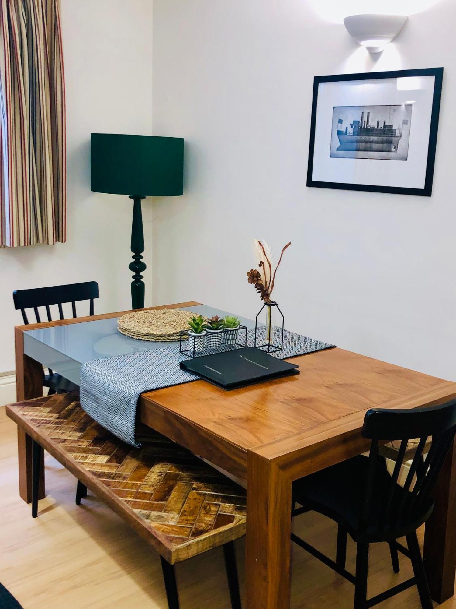 Apartment Contemporary Large In An Ideal Location *
